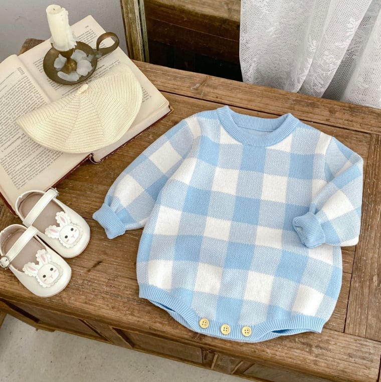 Gingham Sweater Bubbles