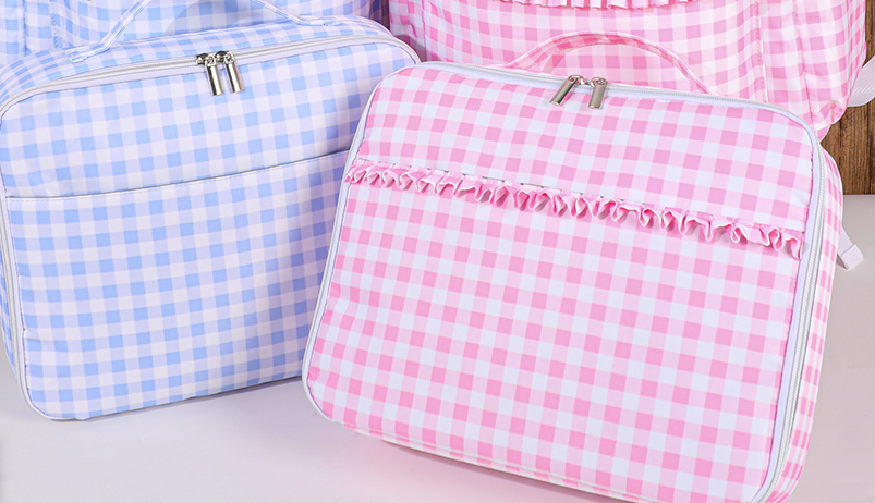 Gingham lunch boxes